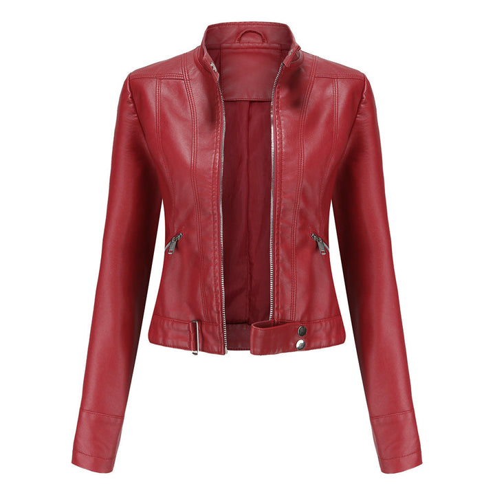 Jacke für Damen in Rot mit Druckknopfkragen, Reißverschluss vorne und Seitentaschen mit Zipper