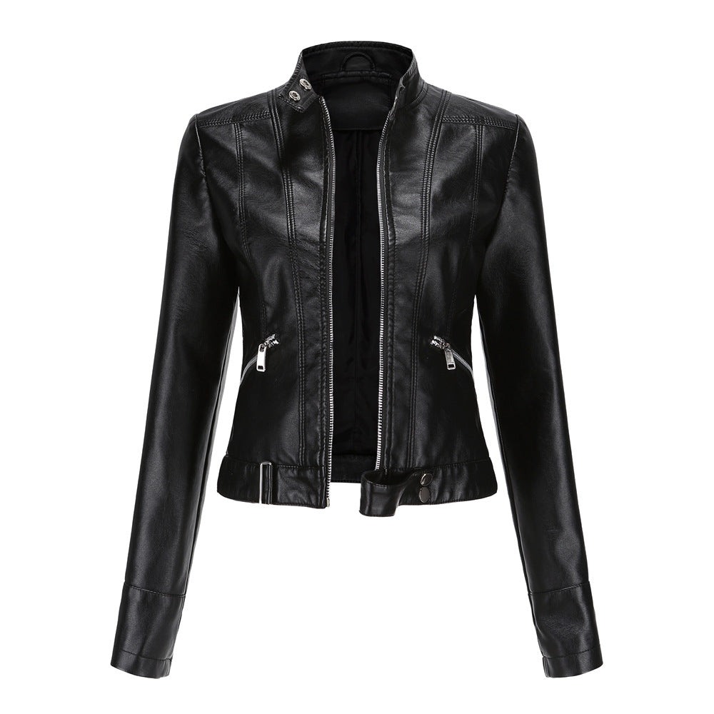 Jacke für Damen in Schwarz mit Druckknopfkragen, Reißverschluss vorne und Seitentaschen mit Zipper
