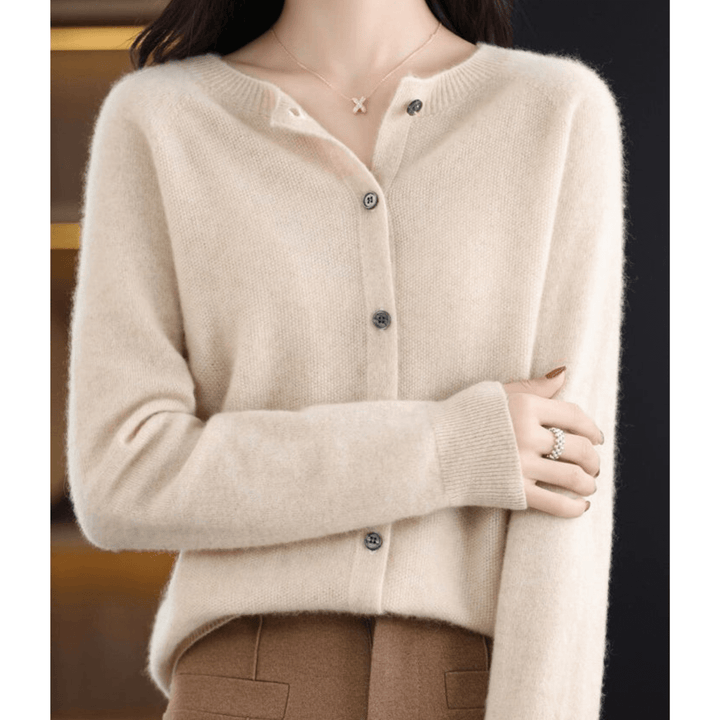 Marta Damen Strickjacke mit O - Ausschnitt - Modehaus Blum