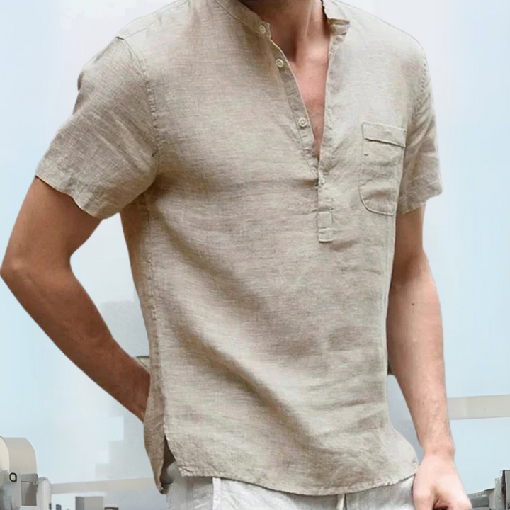 Patrick atmungsaktives Leinenhemd für Herren in Beige, eine vielseitige und bequeme Wahl für legere Tage und Outdoor-Bekleidung.