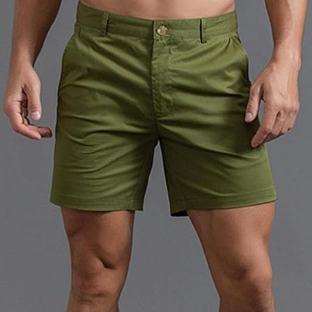 Herren Stretch-Shorts in Grün mit schmaler Passform und praktischen Seitentaschen – ideal für Sommer und Freizeit