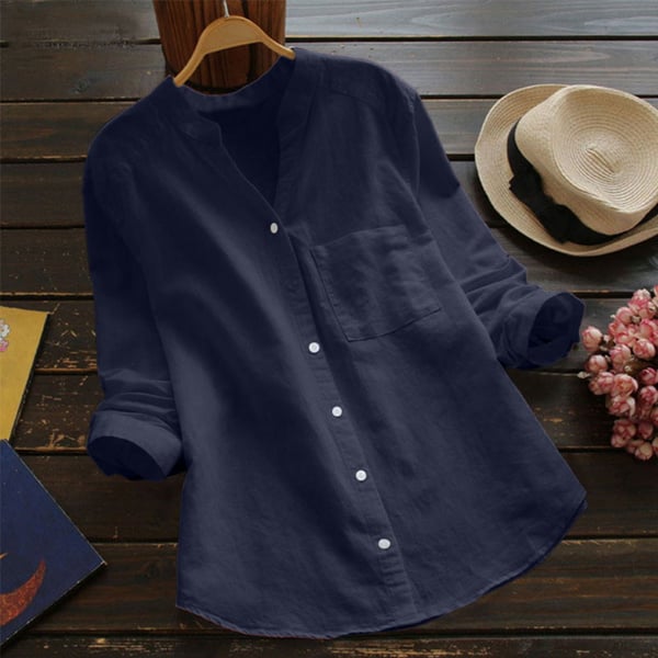 Dunkelblaue Damenbluse aus Leinen mit elegantem Stil und lockerer Form für heiße Sommertage
