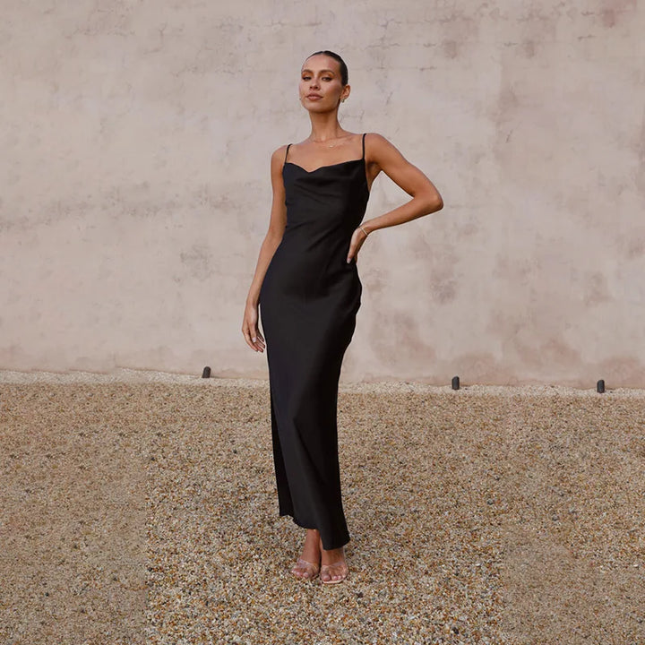 Stilvolles schwarzes Damen-Maxikleid mit offenem Rücken als Rückenfreies Satin-Hochzeitsgastkleid für Galaabende