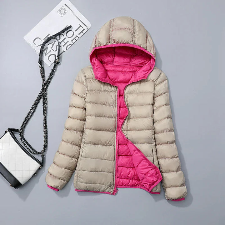 Steppjacke für Damen in Rosa und Khaki mit warmer Kapuze, praktischem Reißverschluss und Wendefunktion