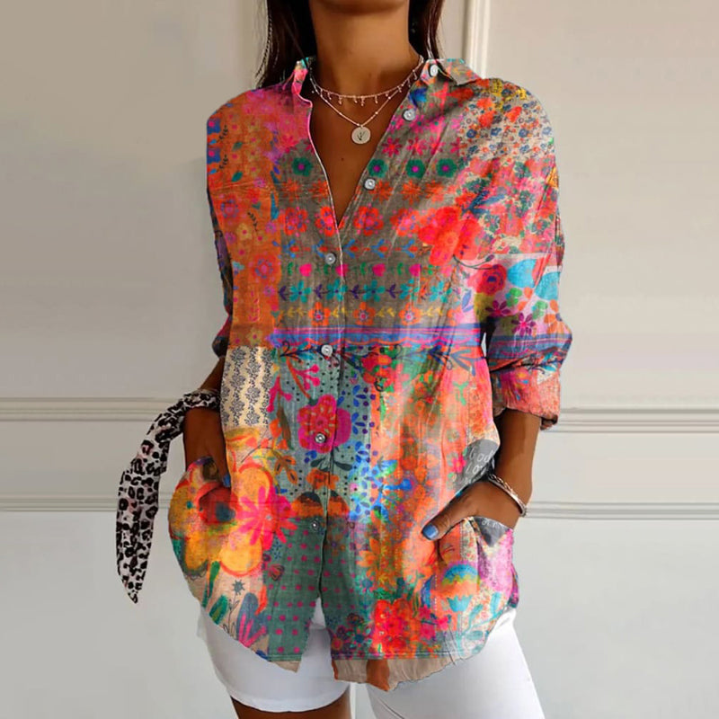 eneta elegante Bluse mit Blumendruck für Damen in einem bunten Design, mit einem lebendigen Blumenmuster und einer schmeichelhaften Passform, ideal für legere oder halbformelle Anlässe.