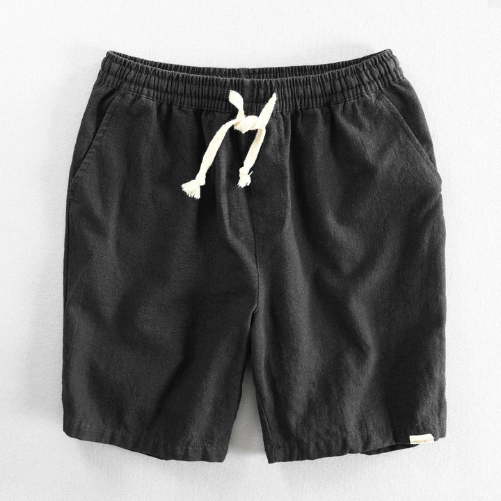 Verstellbare schwarze Leinen-Shorts für Herren mit entspannter Passform und Kordelzugbund, ideal für den Alltag