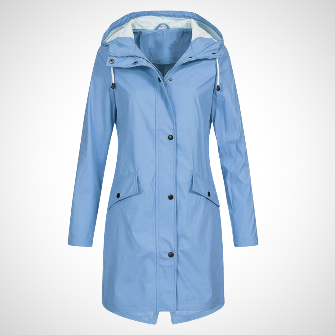 Wasserfester Regenmantel in Blau mit verstellbarer Kapuze, praktischer Knopfleiste und geräumigen Klappentaschen für Damen.