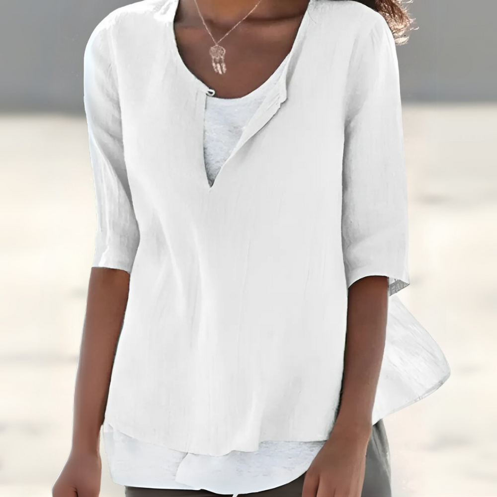 Weiße Damenbluse mit leichter schmeichelhafte Schmeichelhafte bluse für einen klaren eleganten Stil
