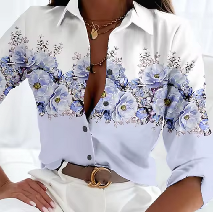 Weiß-lilafarbene Damenbluse mit zarten Farbtönen feminine Blumenmuster-Bluse mit romantischem Flair