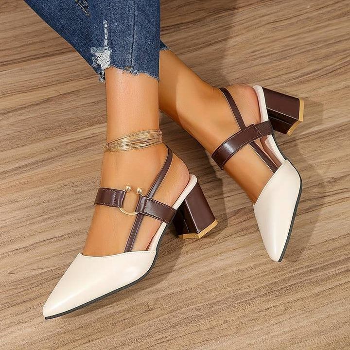 weiss-spitz-slingback-orthopaedische-damenpumps
Weiße klassische Damenpumps schlanke orthopädische Slingback-Pumps für jeden Tag