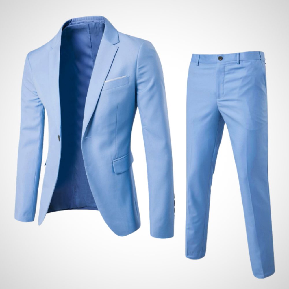 Frischer hellblauer klassischer Anzug für Herren, der einen eleganten Look für formelle Anlässe im Frühling oder Sommer bietet.